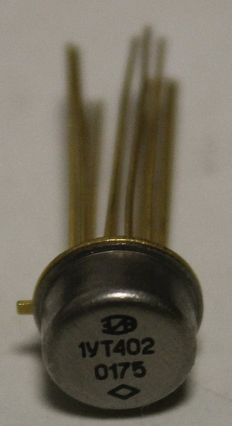 Metal Can IC Package